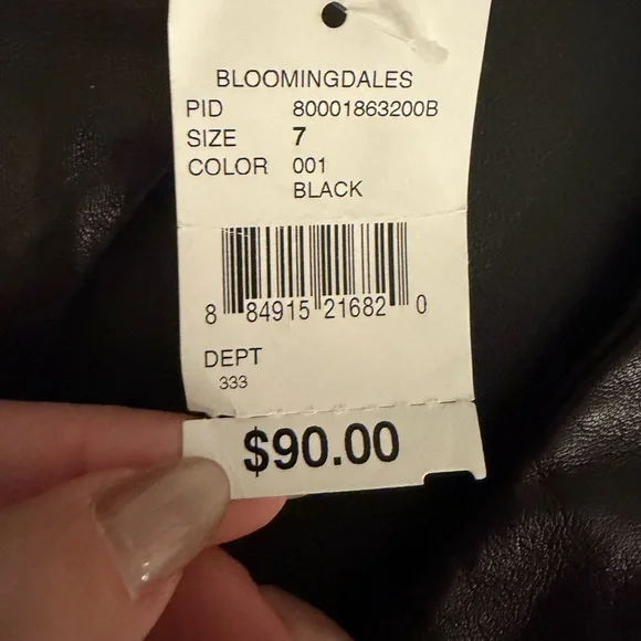 Bloomingdale’s Black Lambskin Gloves Size 7 - Picture 6 of 6